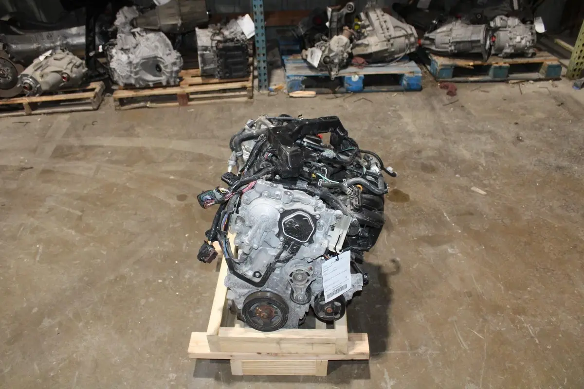 2013 Toyota RAV4 Engine used auto part